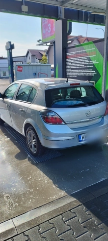 Opel Astra H 1.4 benzyna 2010