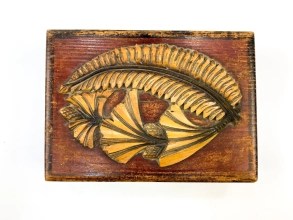 Pudełko drewniane rzeźbione 20x14