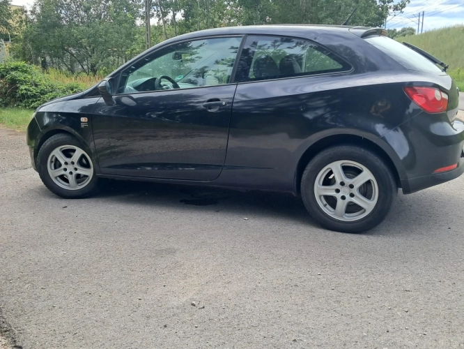 Sprzedam Ładnego  Seata Ibiza 1.2 benzyna 2009r