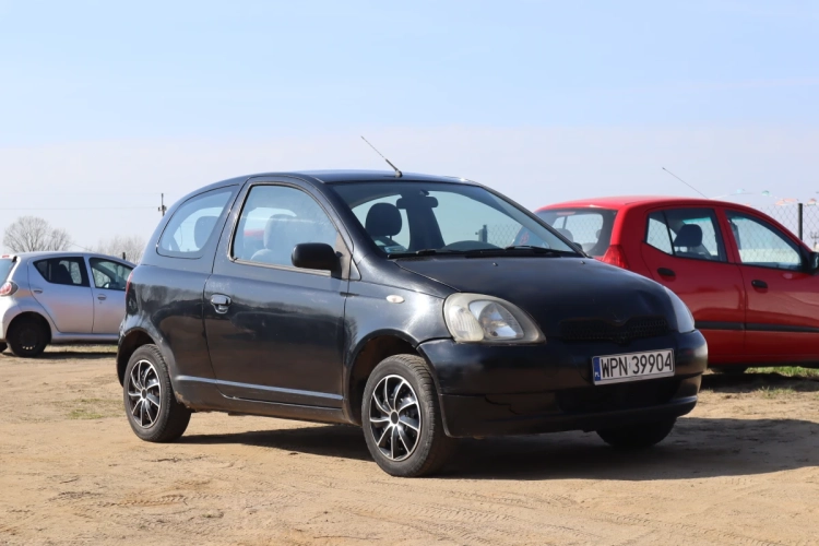 Toyota Yaris 2000r. 1,0 benzyna Wspomaganie Tanio - Możliwa Zamiana!