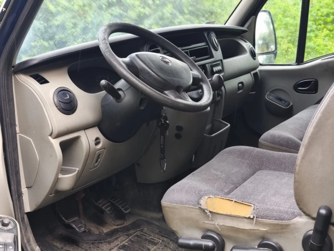 Nissan Interstar Murano Master 2006r. 2,5 Diesel Blaszak