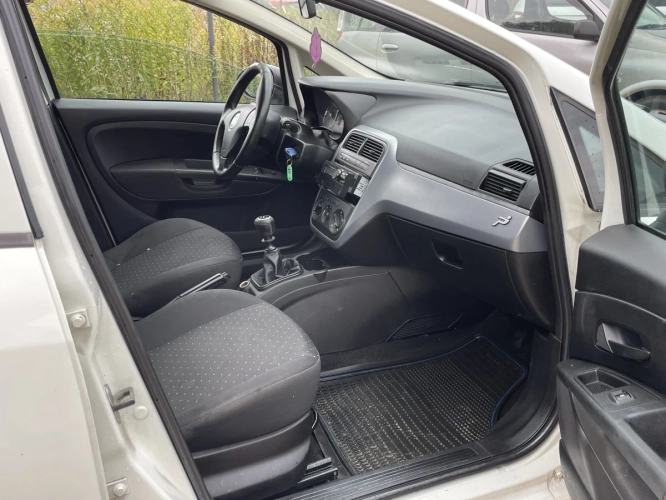 Fiat Punto 2009r. 1.4 Benzyna 78KM Tanio-Zapraszamy
