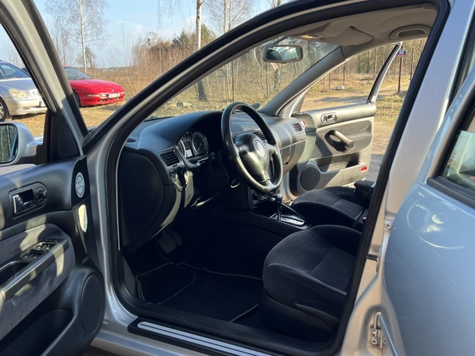 Volkswagen Bora 1,6 Benzyna 2004r. W Automacie i Klimatyzacją!