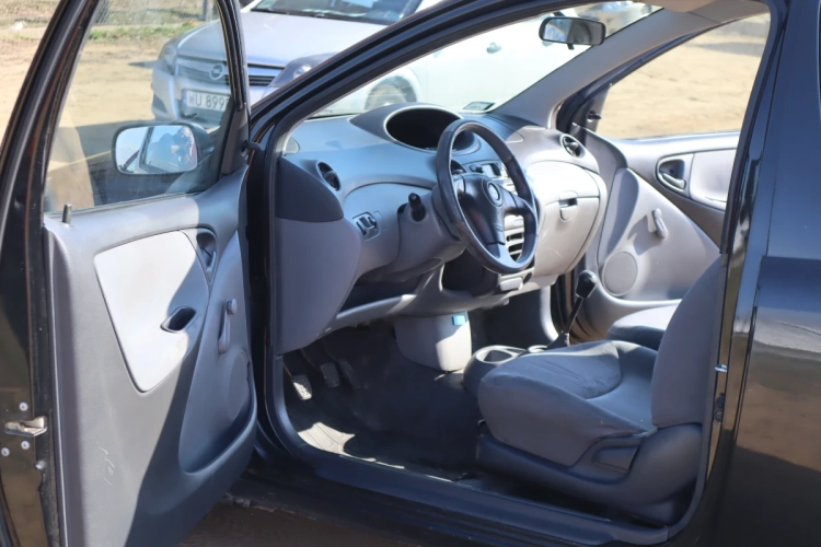 Toyota Yaris 2000r. 1,0 benzyna Wspomaganie Tanio - Możliwa Zamiana!