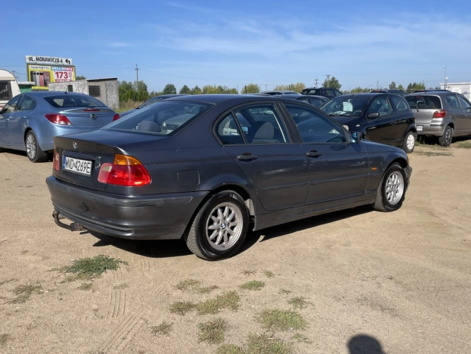 BMW 318 1.9 Benzyna 105KM 2000r. Sprawną Klimatyzacja+Hak! Tanio-Zamia