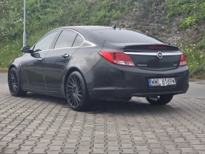 Opel insignia 2.0 cdti 200km