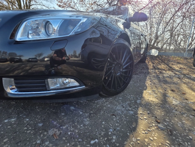 Opel insignia 2.0 cdti 200km