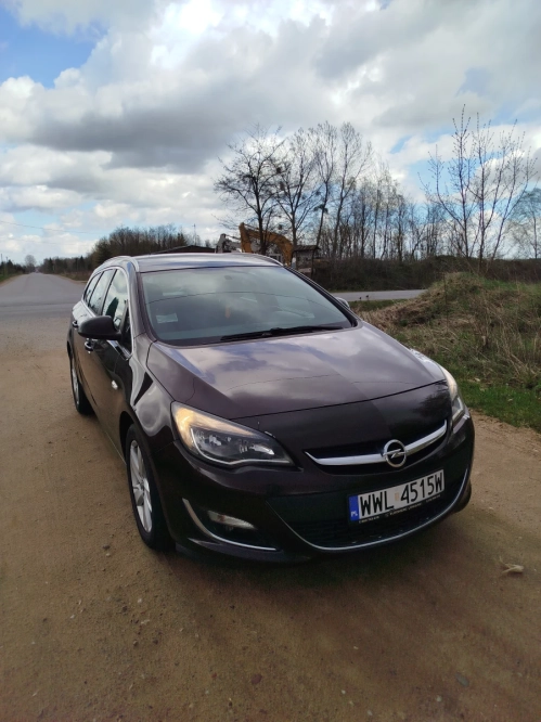 Opel Astra J