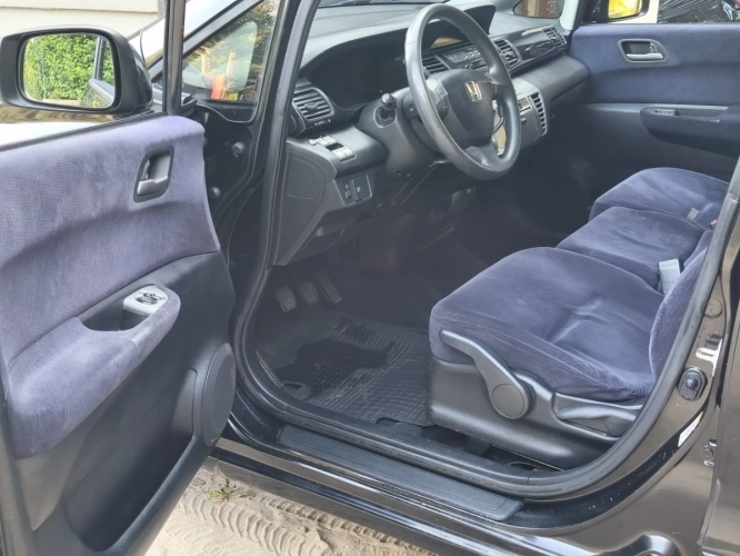 Honda FR-V 2007r. 1,8 Benzyna 6 Osób