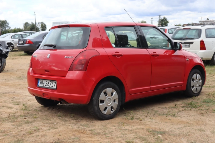 Suzuki Swift 2006r. 1,3 Benzyna 5 Drzwi