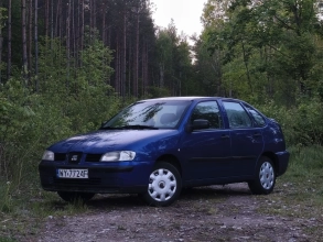 Seat Cordoba 2002r. 1,6 Benzyna Tanio Długie Opłaty