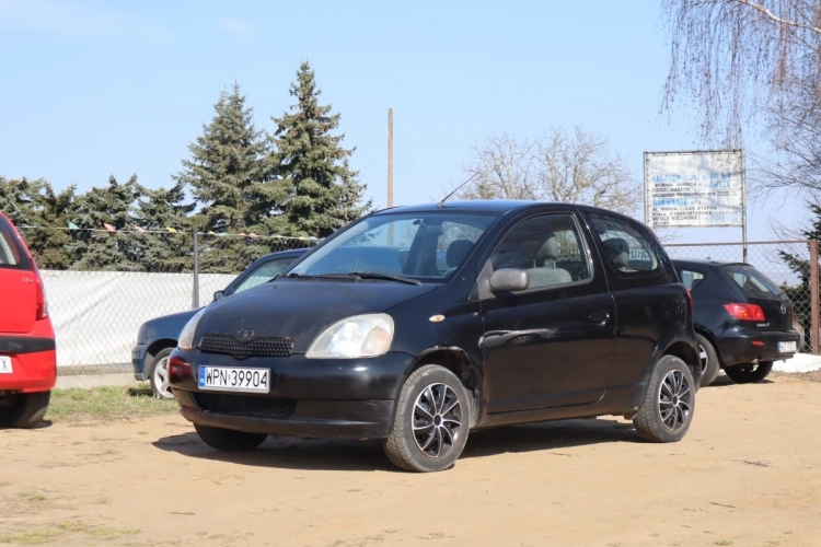 Toyota Yaris 2000r. 1,0 benzyna Wspomaganie Tanio - Możliwa Zamiana!