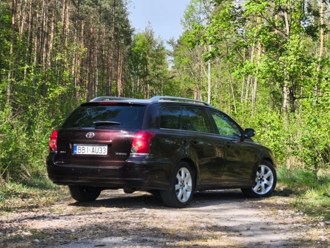 Toyota Avensis 2008r. 2,0 Benzyna 147KM Kombi Bogata Wersja