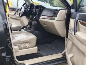 Mitsubishi Pajero 3,2 Diesel 2007r. Automat