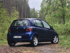 Toyota Yaris 1999r. 1,0 Bemzyna Klimatyzacja Wspomaganie AluFelgi