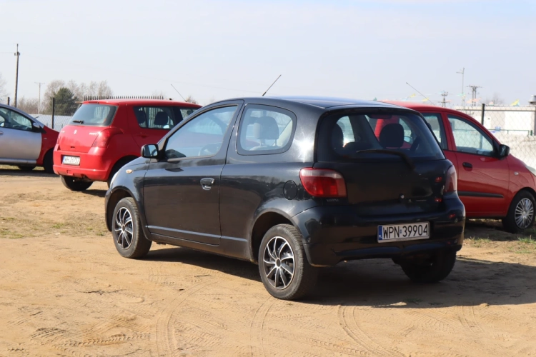 Toyota Yaris 2000r. 1,0 benzyna Wspomaganie Tanio - Możliwa Zamiana!