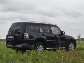 Mitsubishi Pajero 3,2 Diesel 2007r. Automat