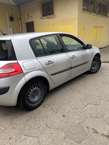 Renault Megane II Hatchback 2006 r. 1.5 dCi