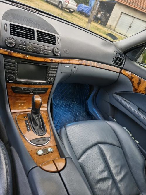 Sprzedam Mercedesa w211 2.2 CDI 150 koni