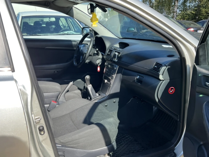 Toyota Avensis 1,8 Benzyna+Gaz 2005r. Tanio-Zamiana!