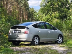 Toyota Prius 2005r. 1,5 Hybryda + LPG Tanio