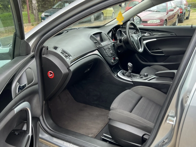 Opel Insignia 1,8 Benzyna +Gaz 2009r. Tanio-Zamiana
