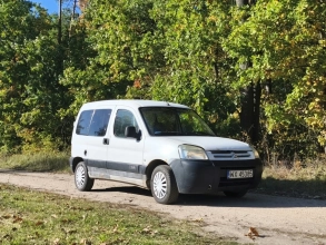 Citroen Berlingo 1,4 Benzyna 2007r. 5 Osób