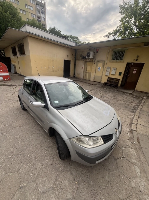Renault Megane II Hatchback 2006 r. 1.5 dCi