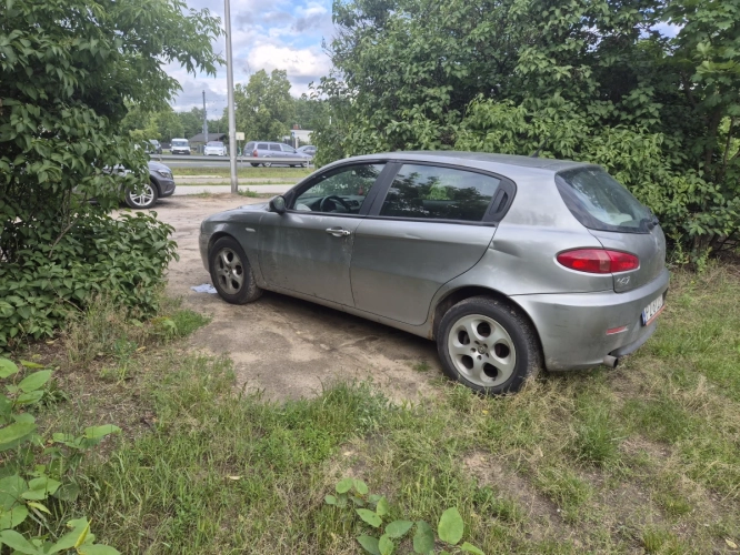 Alfa Romeo 147 JTDm 1,9 2006