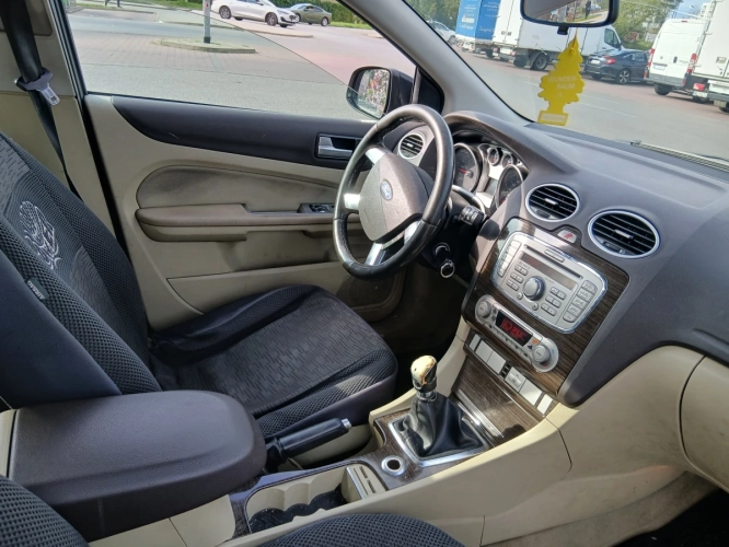 Ford Focus 1,6 diesel 08r dobry stan techniczny sprawna klima