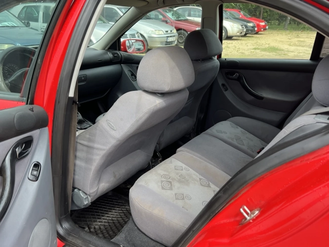 Seat Leon 1,6 Benzyna 2000r. Z Hakiem i Klimatyzacją! Tanio-Zamiana!