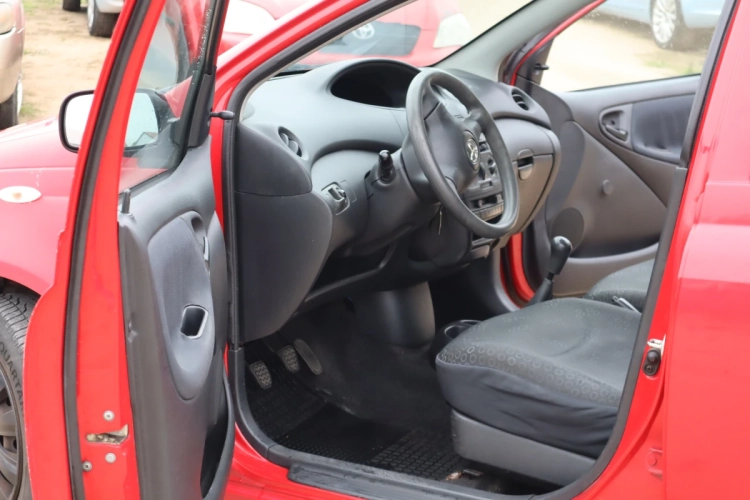 Toyota Yaris 2004r. 1,0 Benzyna 5 Drzwi Tanio - Możliwa Zamiana!