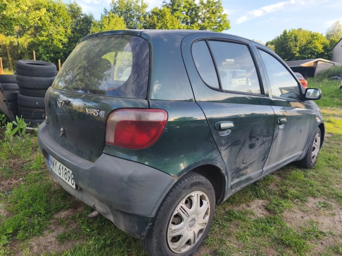 Toyota Yaris 1999r. 1,0 Benzyna 5 Drzwi Tanio