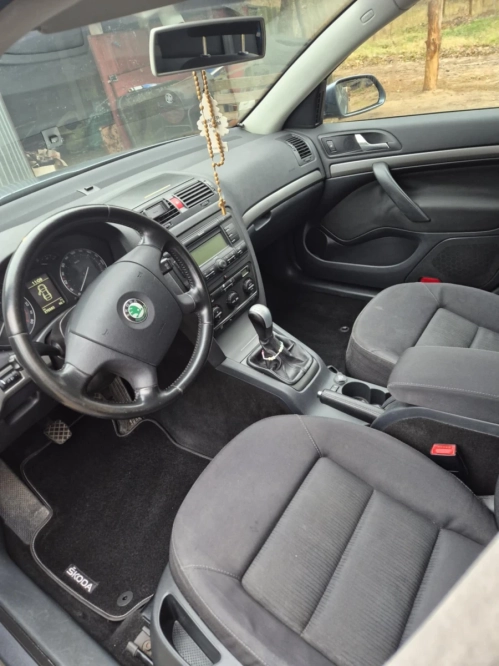 Skoda octavia 2