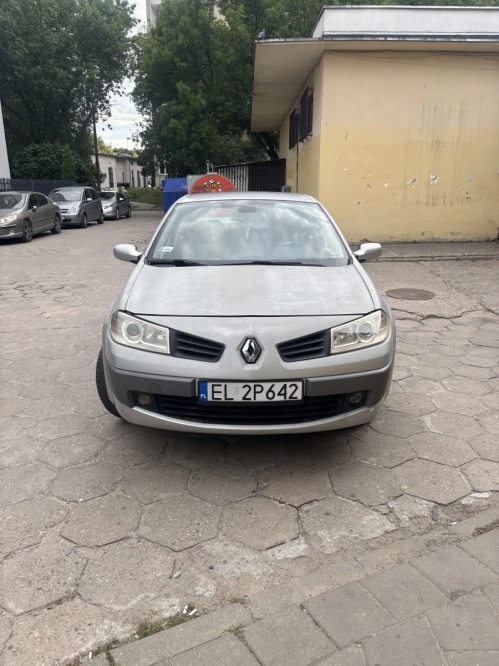 Renault Megane II Hatchback 2006 r. 1.5 dCi