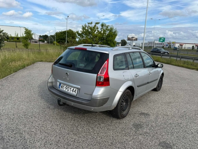 Renault Megane 1,9 dCi automat klimatronic  hak dotykowe radio