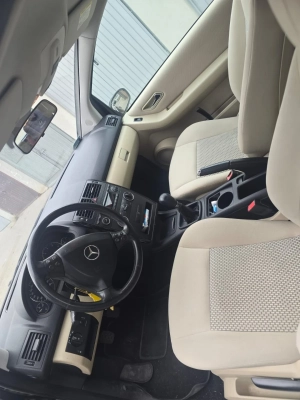 Witam sprzedam Mercedesa a170