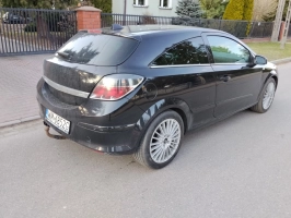 Opel Astra H GTC