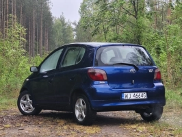 Toyota Yaris 1999r. 1,0 Bemzyna Klimatyzacja Wspomaganie AluFelgi