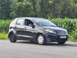 Honda FR-V 2007r. 1,8 Benzyna 6 Osób