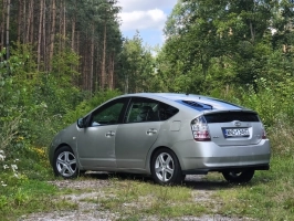 Toyota Prius 2005r. 1,5 Hybryda + LPG Tanio